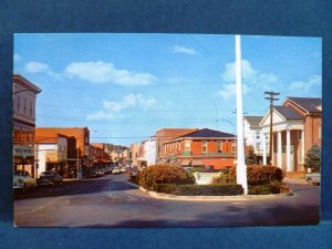 Postcard DE Milford 1950's Walnut Street View Old Cars & Stores