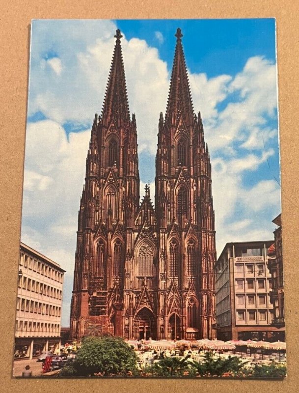 UNUSED POSTCARD -  CATHEDRAL, COLOGNE ON THE RHINE, GERMANY