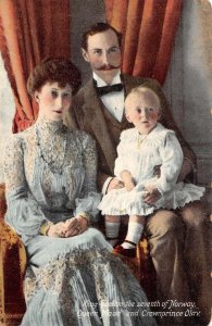 Norway King Haakon Queen Maud Crownprince Olav Royalty Vintage Postcard AA72773