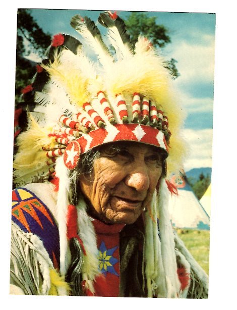 'A Canadian Indian Chief' Headdress, Ceremonial Cloths