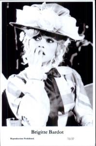 Beautiful Actress BRIGITTE BARDOT 72/27 Swiftsure 2000 Postcard GREAT QUALITY