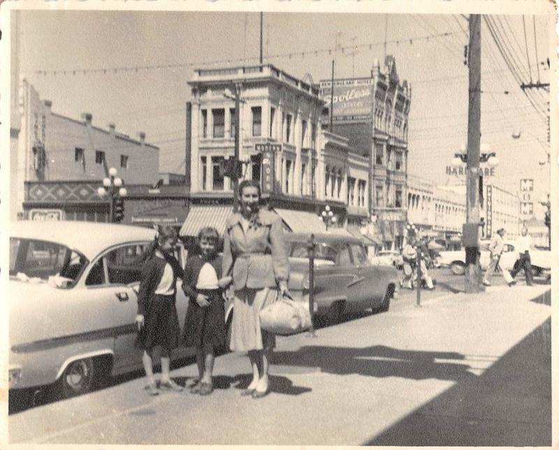 B92125 victoria car voiture 12x10cm  real photo canada