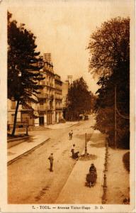 CPA TOUL - Avenue Victor-Hugo (385972)