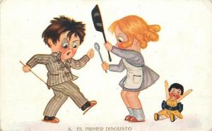 Artist impression Boy Girl Sibling fight C-1910 Weapons Doll Toy postcard 5961