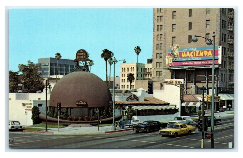 Postcard Brown Derby Restaurant, Los Angeles CA Wilshire Blvd B55