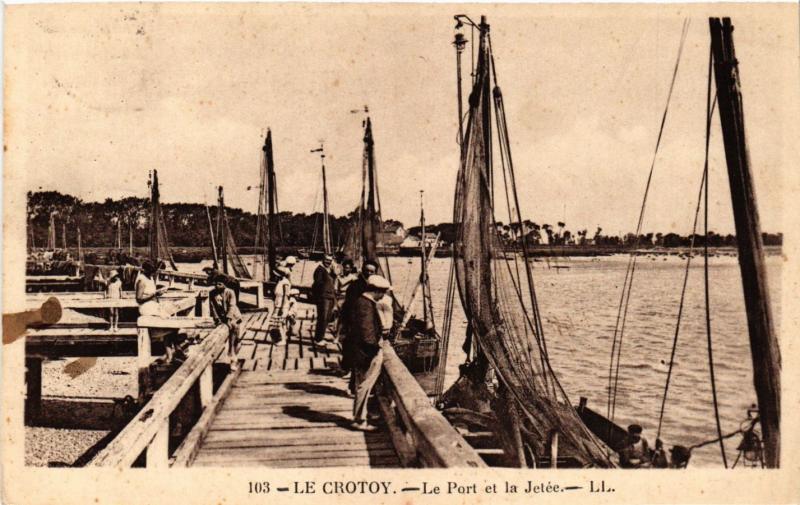 CPA Le CROTOY - Le Port et la Jetée (295170)
