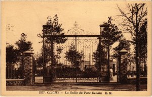 CPA Clichy La Grille du Parc Denain (1314191)