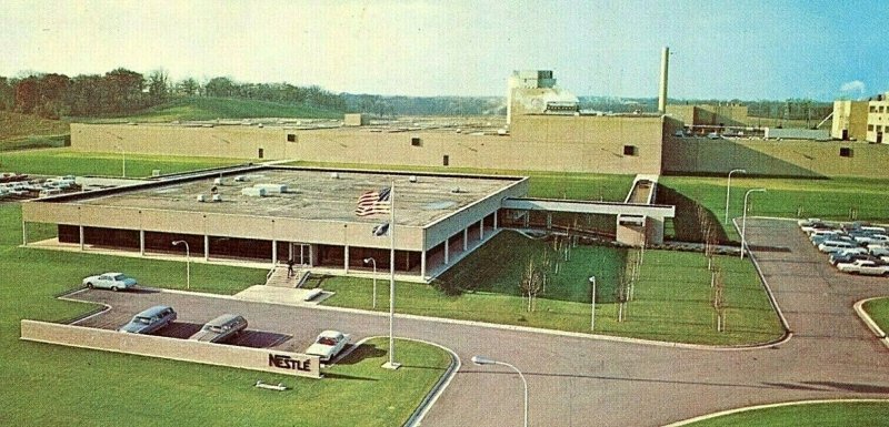 Postcard Bird's Eye View of Nestle's Chocolate Factory in Burlington, WI.    R8