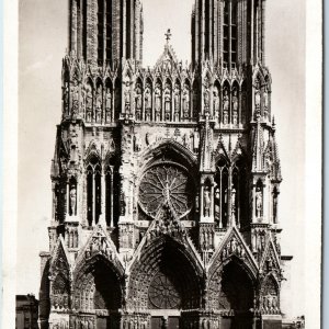 c1940s Reims France RPPC Cathedral of Notre-Dame Church Gothic Joan Arc Car A326