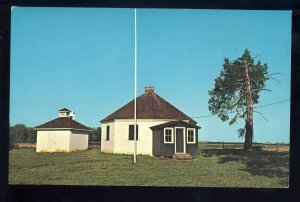 Dover, Delaware/DE Postcard, Octagonal School House