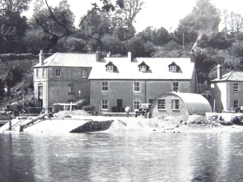 Devon STOKE GABRIEL showing MILL DAM CAUSEWAY River Dart - Old RP Postcard