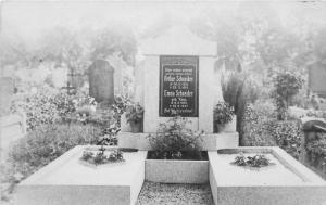 Arthur Emma Schneider 1930s Grave Germany RPPC Real photo postcard 9418