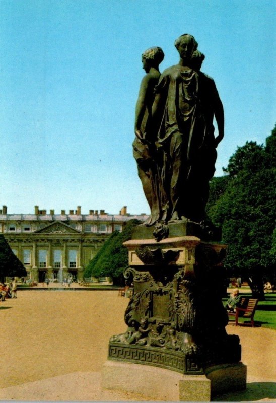 England London Hampton Court Palace Statue Of The Three Graces