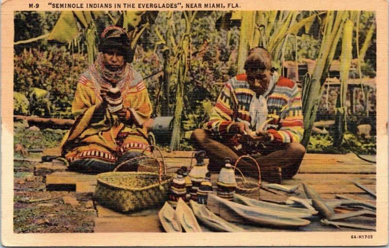 postcard Florida Native American - Seminole Indians in the Everglades Near Miami