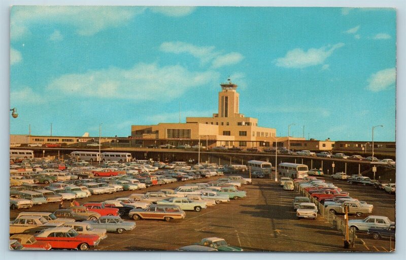 Postcard MD Anne Arundel County Baltimore BWI Friendship Airport Old Cars L19