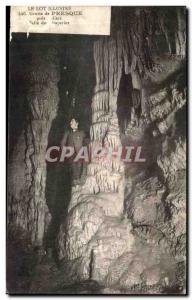 Old Postcard Lot Illustrates Cave near Presque cere Room Draperies