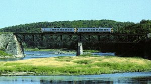 VINTAGE VIA'S SHERBROOKE-MONTREAL TRAIN 629 ST FRANCOIS CHROME POSTCARD P476