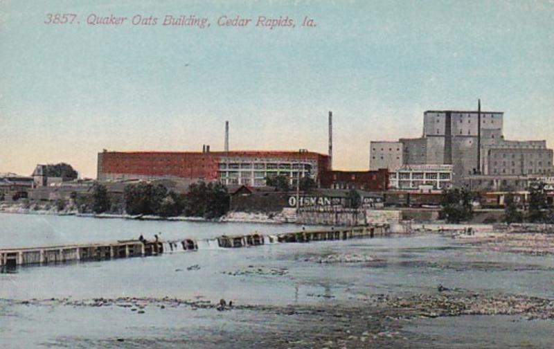 Iowa Cedar Rapids Quaker Oats Building