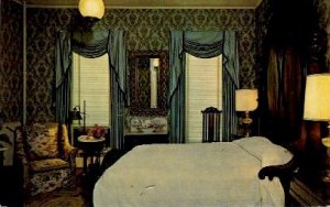 The Charles Dickens Room - Lebanon, Ohio