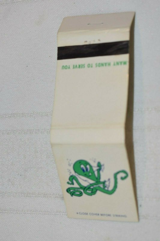 Octopus Car Washes Many Hands to Serve You Advertising 20 Strike Matchbook Cover