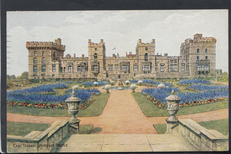 Berkshire Postcard - Artist View of The East Terrace, Windsor Castle    RS14729
