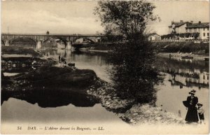 CPA Dax L'Adour devant les Baignots (1263192)