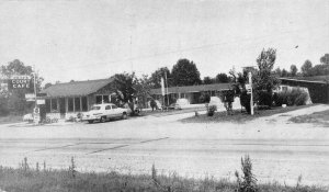 PETE'S COURTS & CAFE Arkadelphia AR Roadside Fried Chicken Rare Vintage Postcard