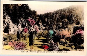 Postcard GARDEN SCENE Victoria British Columbia BC AO1767