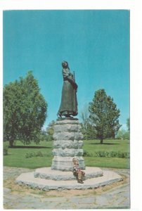 Evangeline Statue, Grand Pre National Park, Nova Scotia, Vintage 1968 Postcard