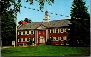 USA Trumbull Connecticut Town Hotel Chrome Postcard 09.36