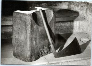 postcard rppc - Tower of London - The Block and Axe