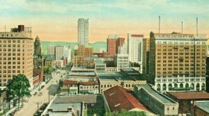 Postcard Birdseye View of Business Section in Birmingham, AL.      aa2