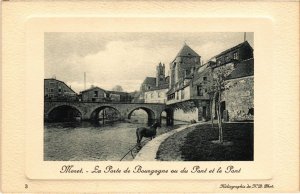 CPA MORET-sur-LOING La Porte de Bourgogne ou du Pont et le Port (1320318)