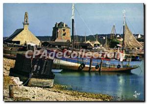 Postcard Modern Camaret the Furrow old boats in front of the Chapel of Our La...