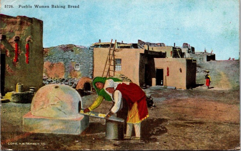 Pueblo Women Baking Bread - [MX-701]