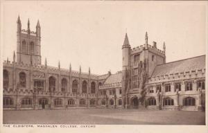 England Oxford The Cloisters Magdalen College