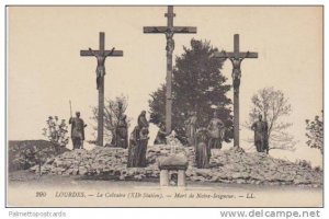 Le Calvaire (XII Station), Mort de Notre-Seigneur, Lourdes, Hautes Pyrenees, ...
