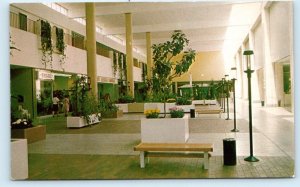 URBANA-CHAMPAIGN, IL Illinois ~ Inside LINCOLN SQUARE MALL ~ c1970s Postcard