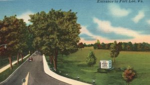 Vintage Postcard 1930's Entrance To Fort Lee Virginia Army post and headquarters