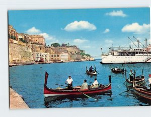 M-178197 View of Grand Harbour showing Maltese Dghajsa Malta