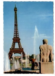Sculpture, Nude Man, Eiffel Tour, Paris, France