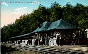 Postcard NY Sylvan Beach N. Y. Ontario & Western Depot Railroad Crowds ~1910 M38