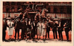 CPA LYON La dinette des Pigeons (444306)