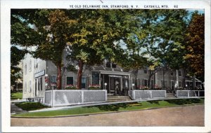 Postcard NY Stamford - The Old Delaware Inn, Catskill Mountains