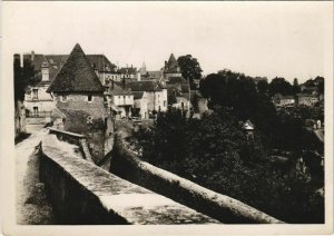 CPM AVALLON Les Anciennes Fortifications (1195933)