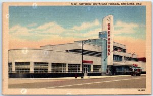 Postcard - Cleveland Greyhound Terminal - Cleveland, Ohio