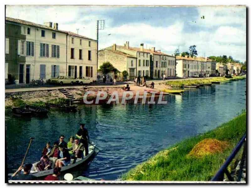 Modern Postcard The Sevre Niortaise