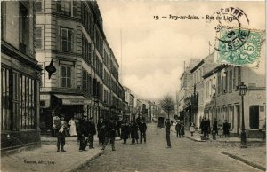 CPA IVRY-sur-SEINE Rue du Liegat (869470)