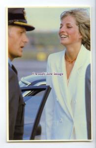 r2486 - Happy Princess Diana arrives back from her Honeymoon Cruise - postcard