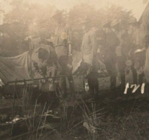 US Soldiers WWI WW1 Army Men Eating Chow Food RPPC Photo Postcard 